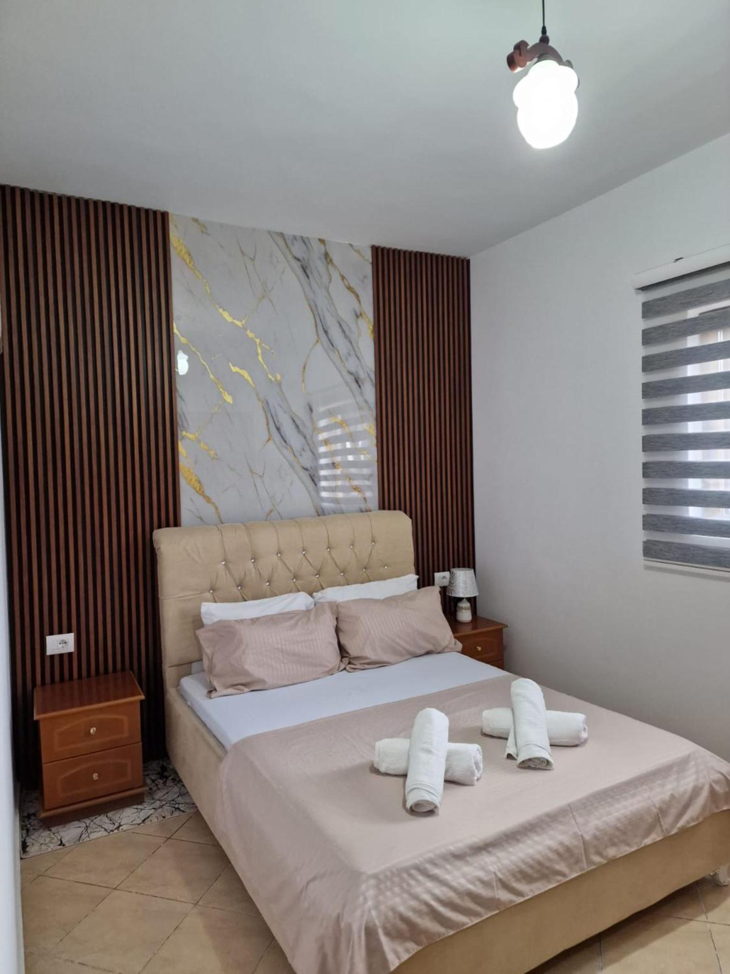Villa Korado Sarandë エクステリア 写真