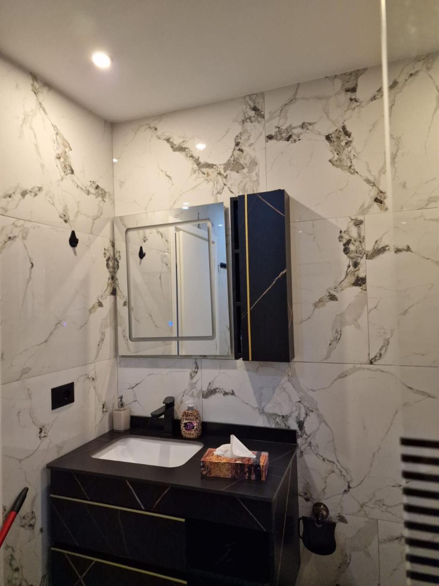 Villa Korado Sarandë エクステリア 写真
