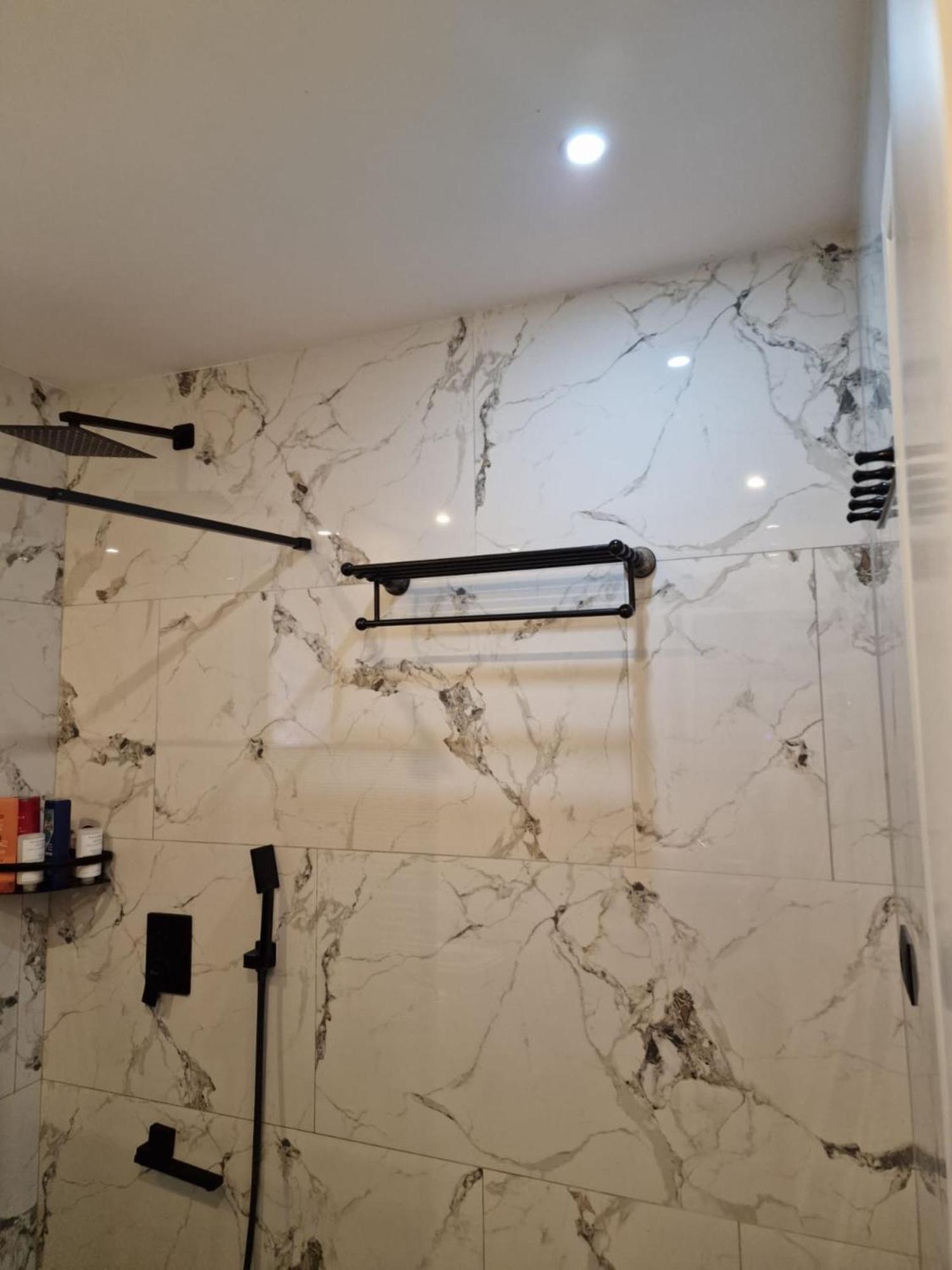 Villa Korado Sarandë エクステリア 写真