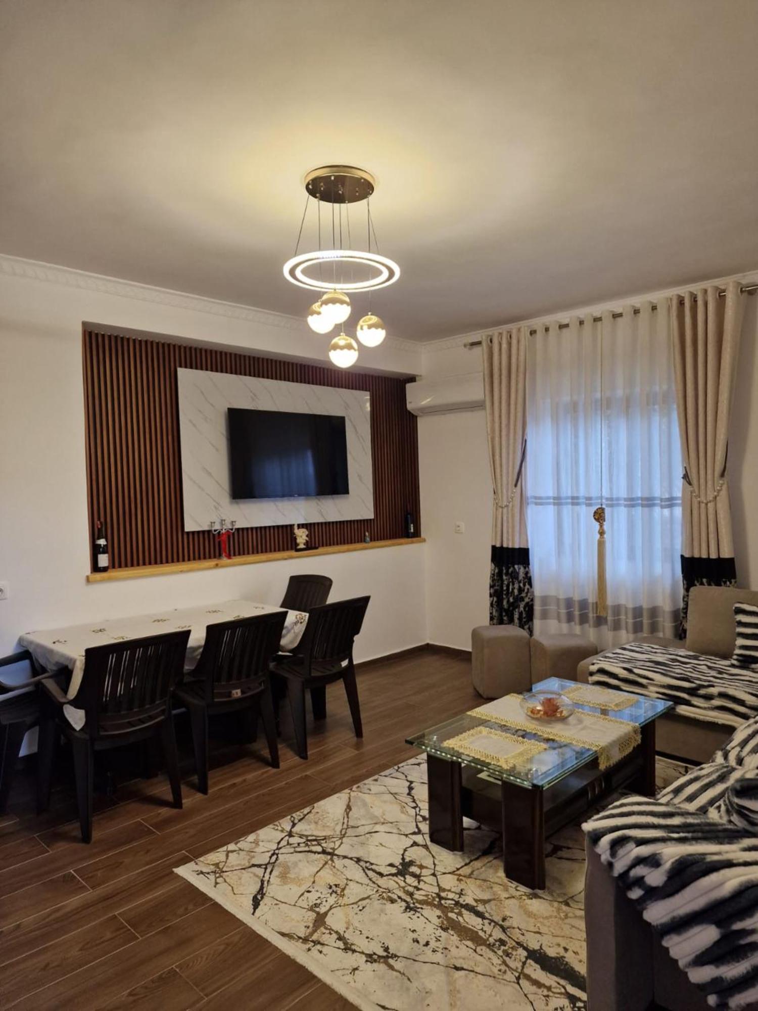 Villa Korado Sarandë エクステリア 写真