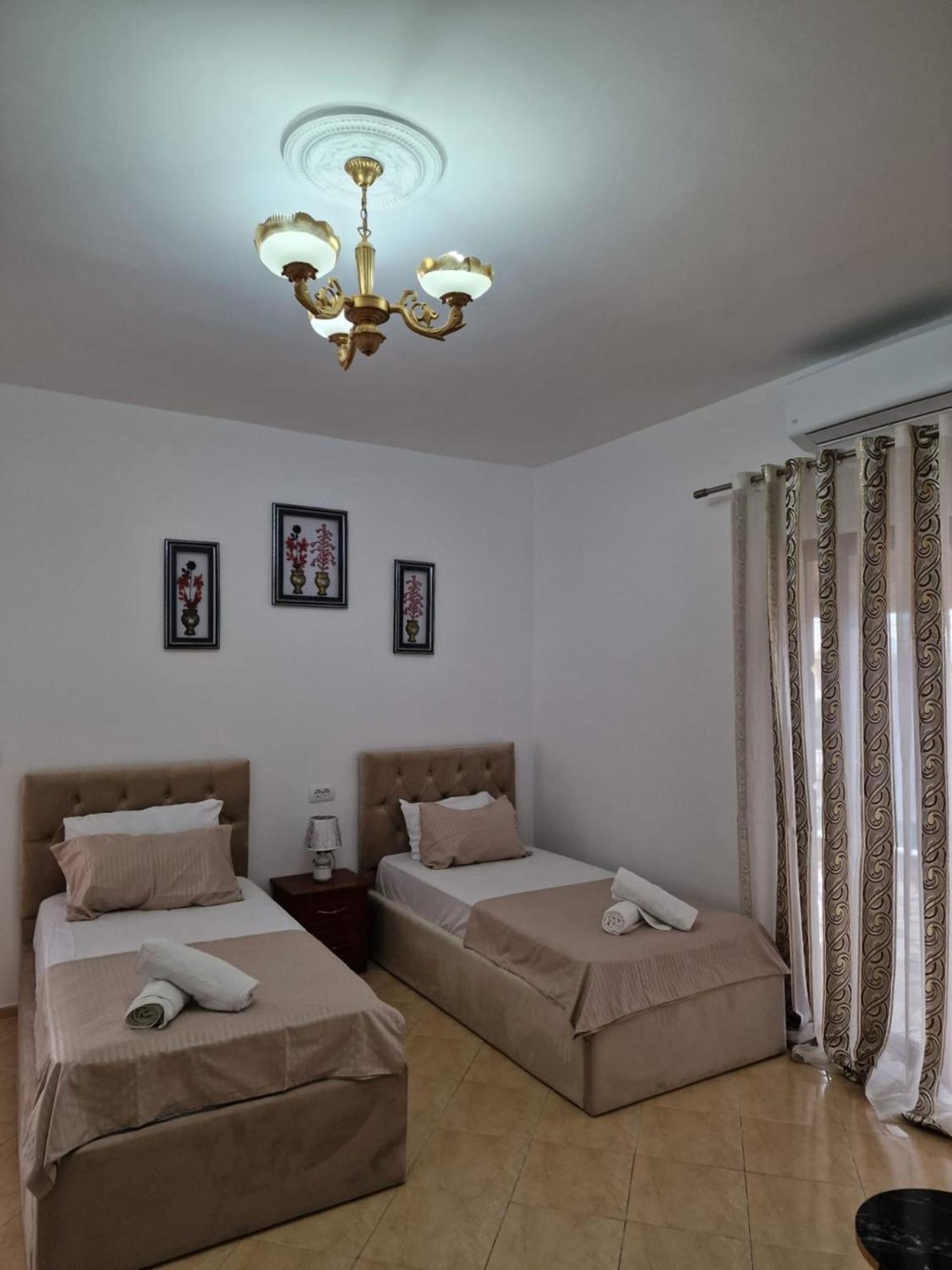 Villa Korado Sarandë エクステリア 写真