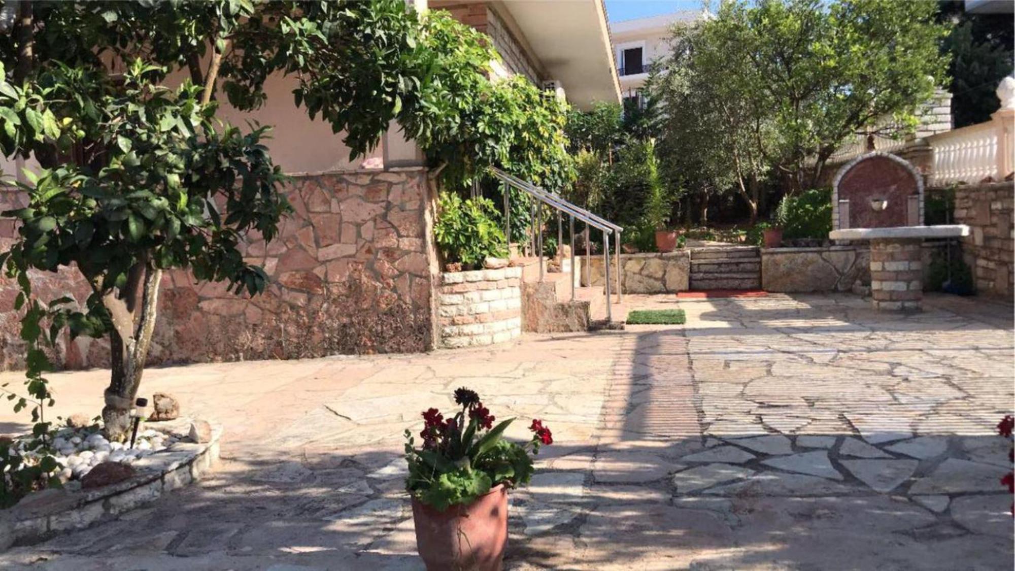 Villa Korado Sarandë エクステリア 写真