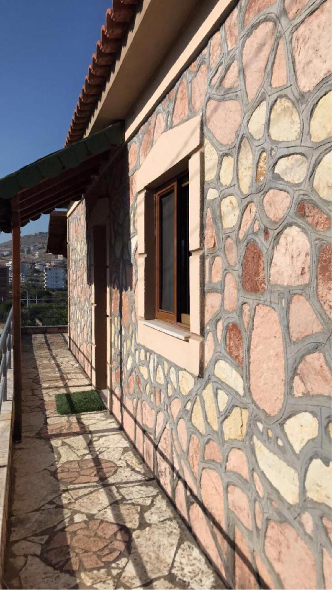 Villa Korado Sarandë エクステリア 写真