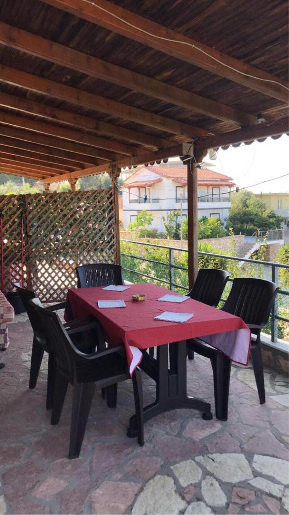 Villa Korado Sarandë エクステリア 写真